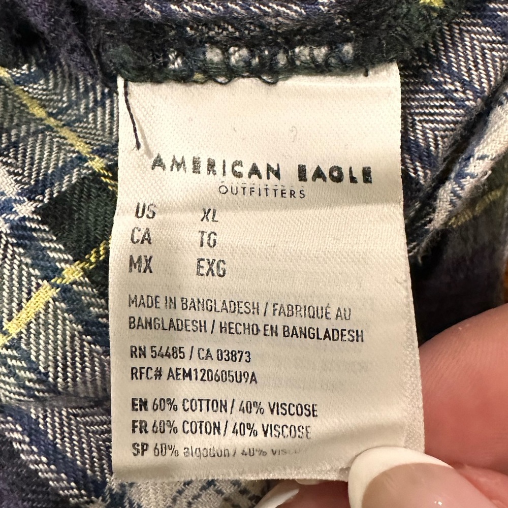 AMERICAN EAGLE Cotton Blend Plaid Button Up Size XL - Picture 5 of 5